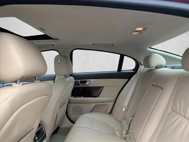2010 Jaguar XF Premium