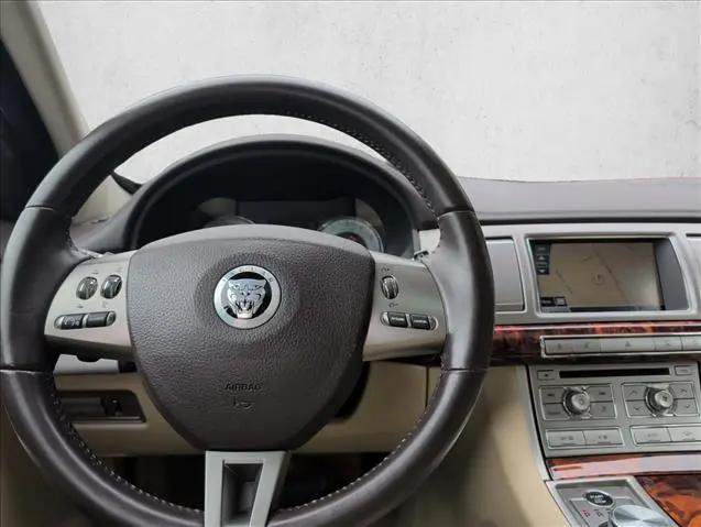 2010 Jaguar XF Premium