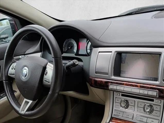 2010 Jaguar XF Premium