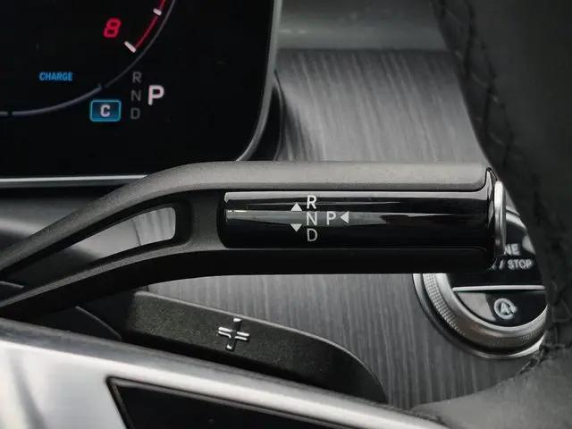 2025 Mercedes-Benz C-CLASS C 300 C 300
