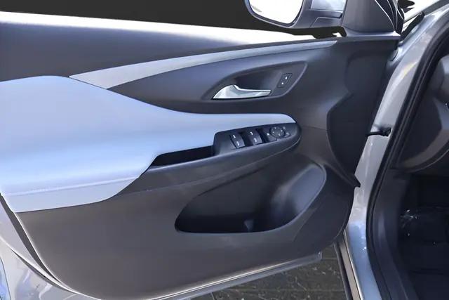 2024 Buick NV Preferred FWD