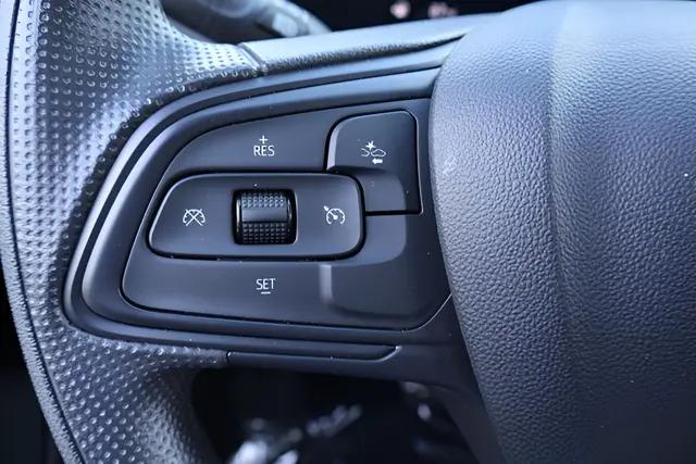 2024 Buick NV Preferred FWD