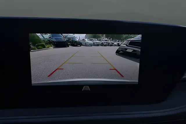 2024 Buick NV Preferred FWD