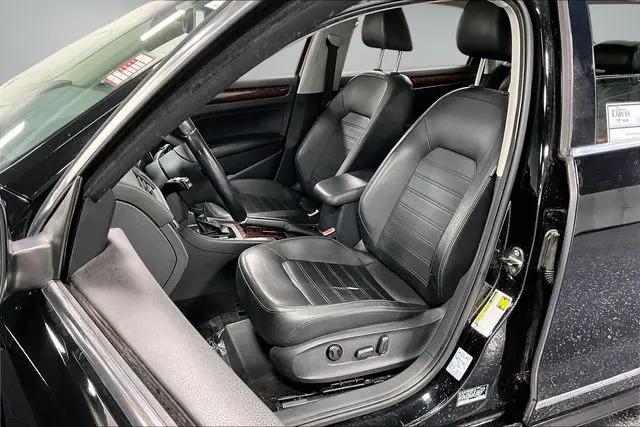2012 Volkswagen Passat 2.5L SEL