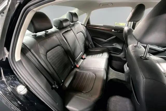 2012 Volkswagen Passat 2.5L SEL