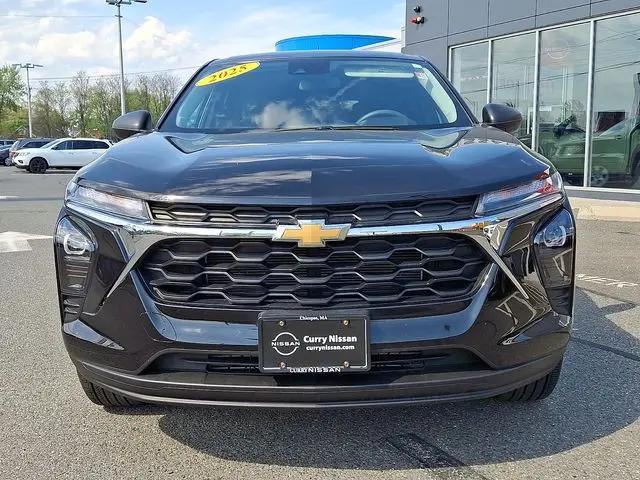 2025 Chevrolet Trax FWD LS