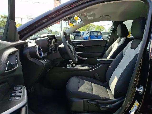2025 Chevrolet Trax FWD LS