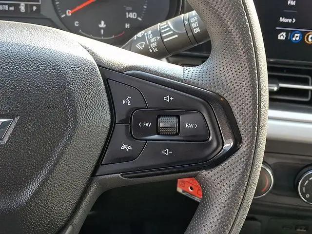 2025 Chevrolet Trax FWD LS