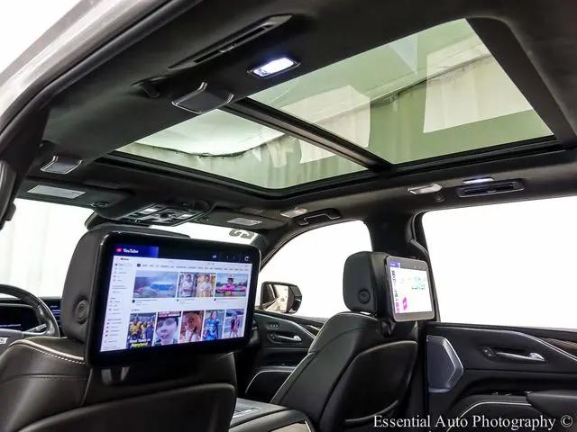 2023 Cadillac Escalade ESV 4WD Sport Platinum