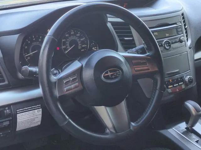 2010 Subaru Outback 2.5i Premium