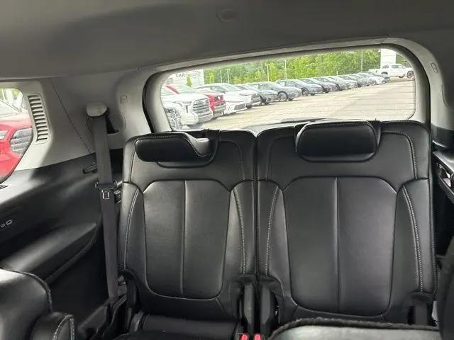 2023 Jeep Grand Cherokee L Limited 4x2