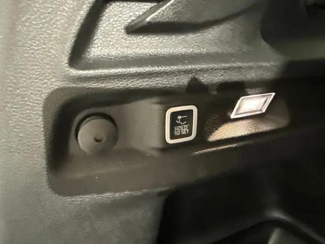 2023 Jeep Grand Cherokee L Limited 4x2