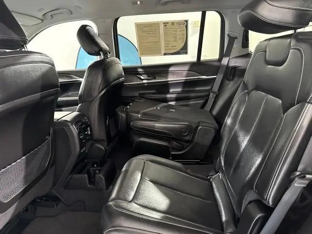 2023 Jeep Grand Cherokee L Limited 4x2