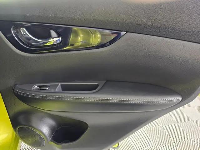 2021 Nissan Rogue Sport SL AWD Xtronic CVT