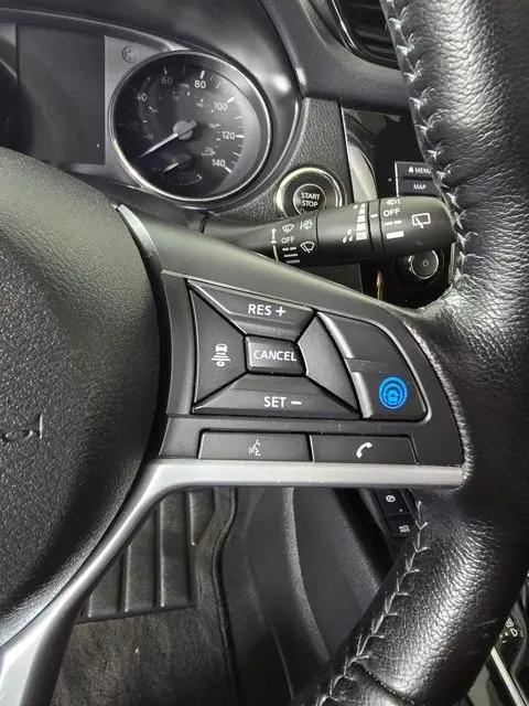 2021 Nissan Rogue Sport SL AWD Xtronic CVT