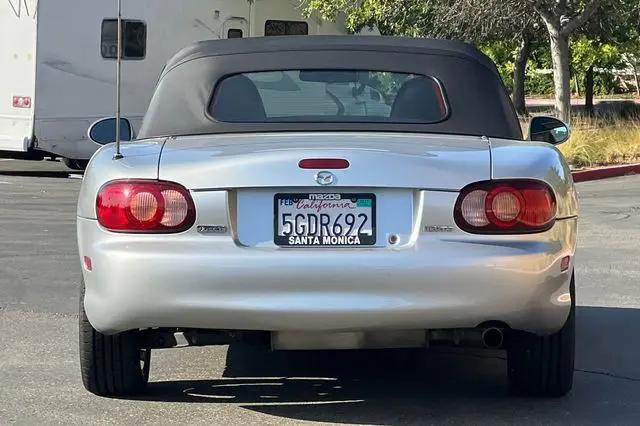 2003 Mazda MX-5 Cloth