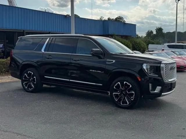 2022 GMC Yukon XL 4WD Denali