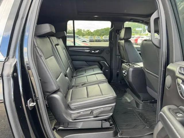 2022 GMC Yukon XL 4WD Denali