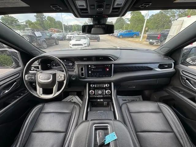 2022 GMC Yukon XL 4WD Denali