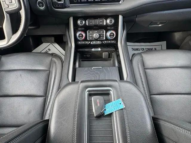 2022 GMC Yukon XL 4WD Denali