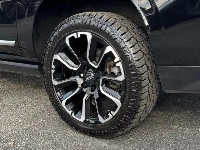 2022 GMC Yukon XL 4WD Denali