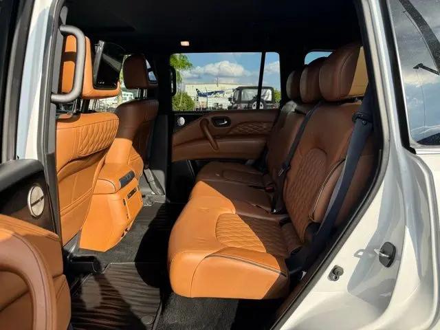 2023 INFINITI QX80 SENSORY