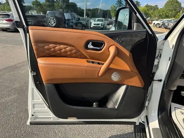 2023 INFINITI QX80 SENSORY