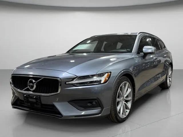 2020 Volvo V60 T5 Momentum