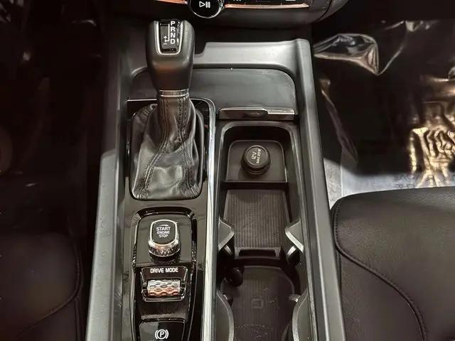 2020 Volvo V60 T5 Momentum