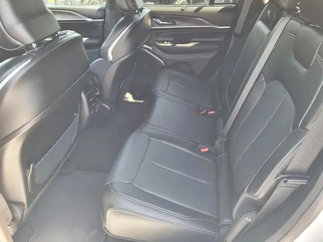 2024 Jeep Grand Cherokee Overland 4x4
