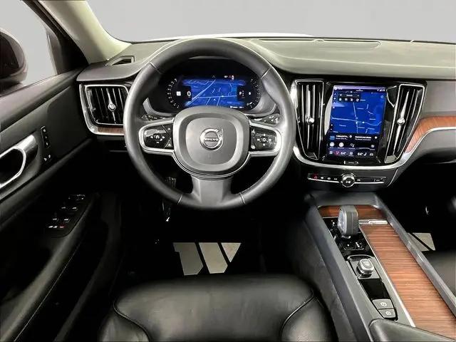 2024 Volvo S60 B5 Plus Dark Theme