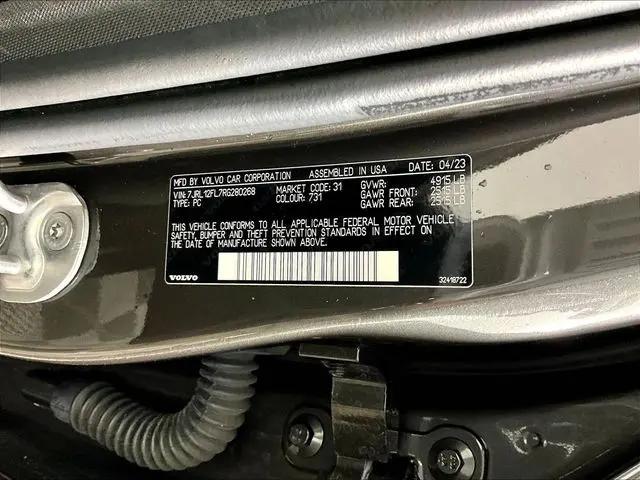 2024 Volvo S60 B5 Plus Dark Theme