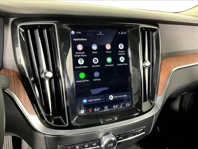2024 Volvo S60 B5 Plus Dark Theme