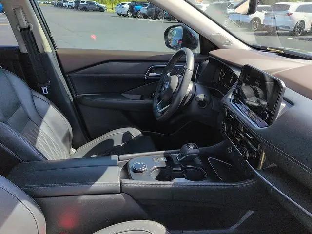 2023 Nissan Rogue Platinum Intelligent AWD