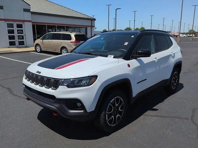 2025 Jeep Compass Trailhawk 4x4