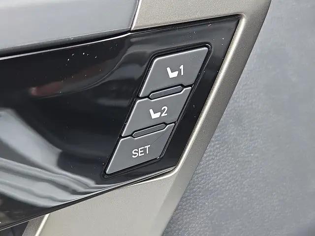 2026 Toyota Tundra Limited CrewMax 5.5' Bed