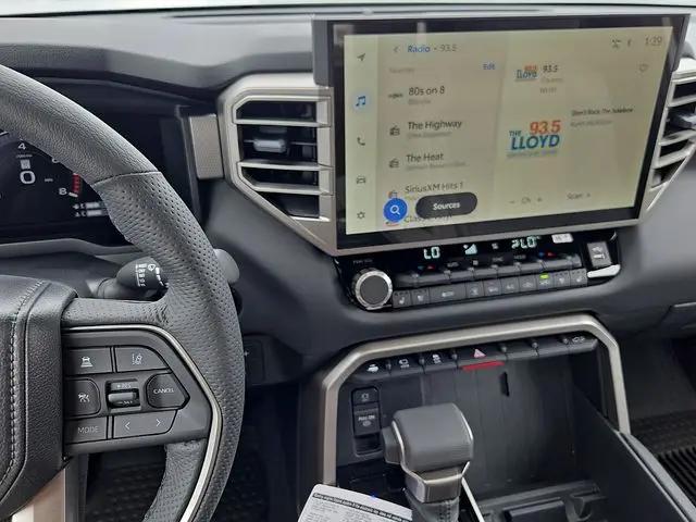 2026 Toyota Tundra Limited CrewMax 5.5' Bed