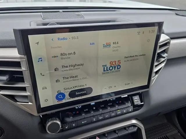 2026 Toyota Tundra Limited CrewMax 5.5' Bed