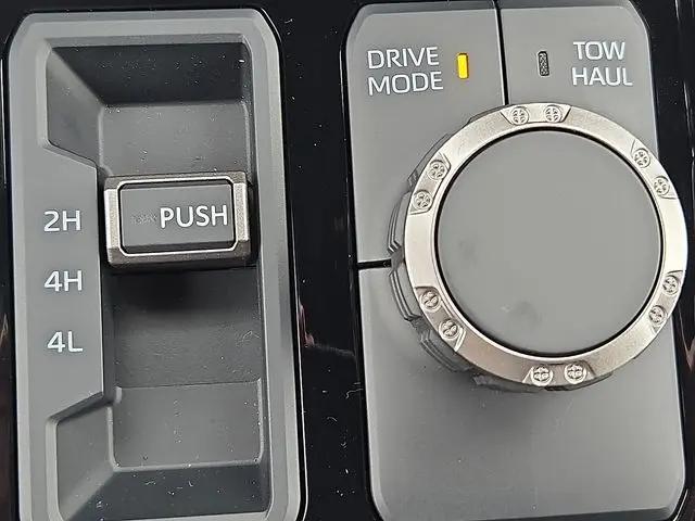 2026 Toyota Tundra Limited CrewMax 5.5' Bed