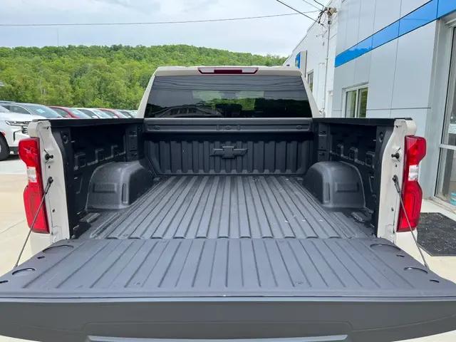 2026 Chevrolet Silverado 1500 4WD Crew Cab Short Bed RST