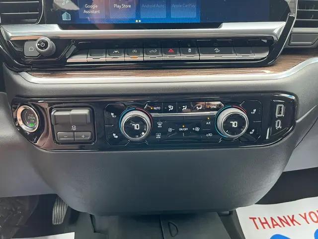2026 Chevrolet Silverado 1500 4WD Crew Cab Short Bed RST