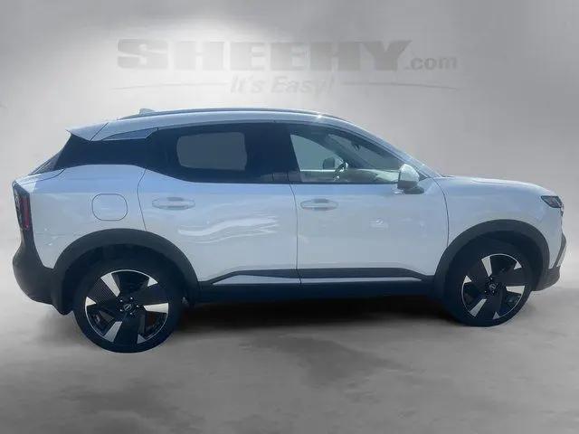 2025 Nissan Kicks SR FWD