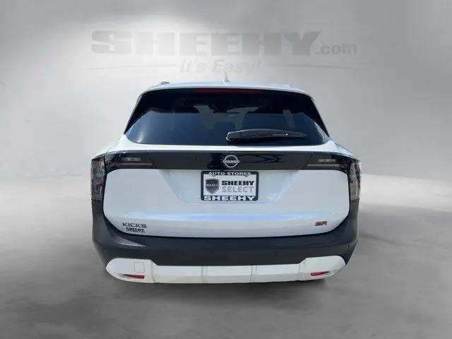 2025 Nissan Kicks SR FWD