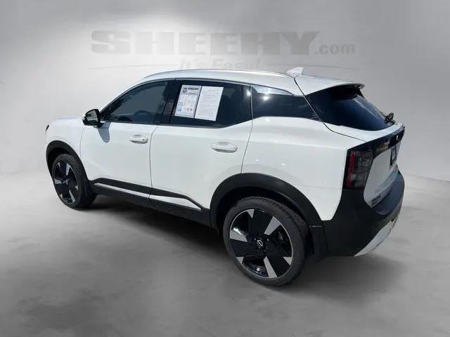 2025 Nissan Kicks SR FWD