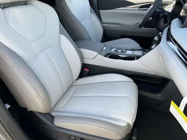 2027 INFINITI QX60 LUXE