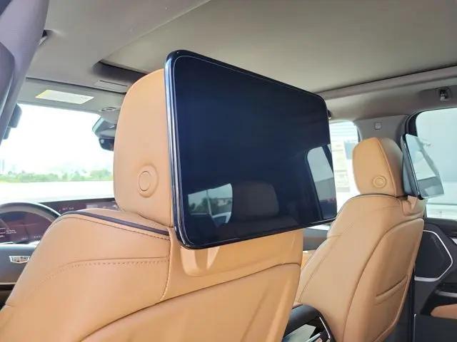 2026 Cadillac Escalade ESV Luxury