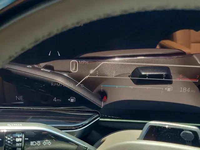 2026 Cadillac Escalade ESV Luxury