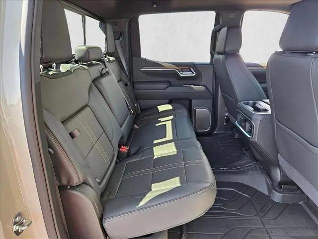 2026 Chevrolet Silverado 1500 4WD Crew Cab Short Bed High Country