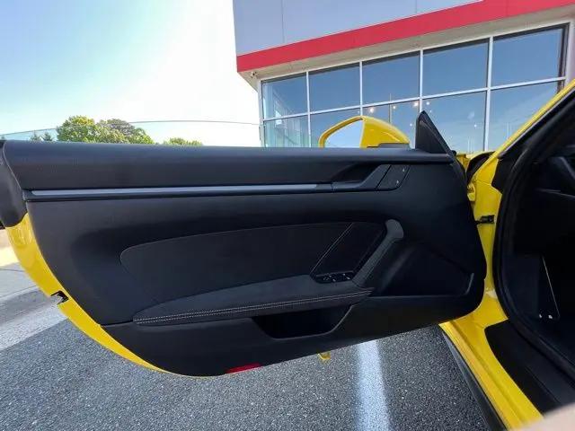 2022 Porsche 911 GT3 w/Touring Package