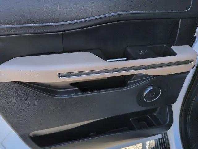 2023 Ford Expedition XLT MAX